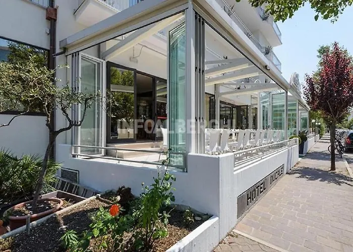 Ducale فندق كاتوليكا